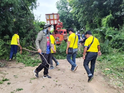 เทศบาลตำบลตาดทอง ลงพื้นที่ทำกิจกรรมจิตอาสาทำความสะอาดในพื้นที่ตำบลตาดทอง อำเภอเมืองยโสธร จังหวัดยโสธร
