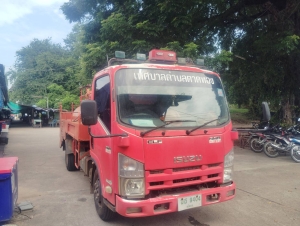 กองสาธารณสุขและสิ่งแวดล้อม ร่วมกับ งานป้องกันฯ สำนักปลัด เทศบาลตำบลตาดทอง ทำความสะอาดบริเวณคลองน้ำ และล้างตลาดสดเทศบาลตำบลตาดทอง ตำบลตาดทอง อำเภอเมืองยโสธร จังหวัดยโสธร
