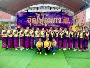 นายกภัคสุนันท์ ร่วมกับ กำนันคำบุ นำทีมเทศบาลตำบลตาดทอง &amp; ทีมท้องที่ตำบลตาดทอง ร่วมรำโชว์ความสวยงาม 5 ตำบล อำเภอเมืองยโสธร จังหวัดยโสธร  "เทศกาลจุดไฟตูมกา หนึ่งเดียวในโลก" จังหวัดยโสธร ประจำปี 2568